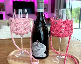 Weinglashalter gehäkelt aus 100 % Baumwolle – Festival Weinglashalter, Weinglas Tasche, Weinglas Umhänger, Geschenk für Weinliebhaber