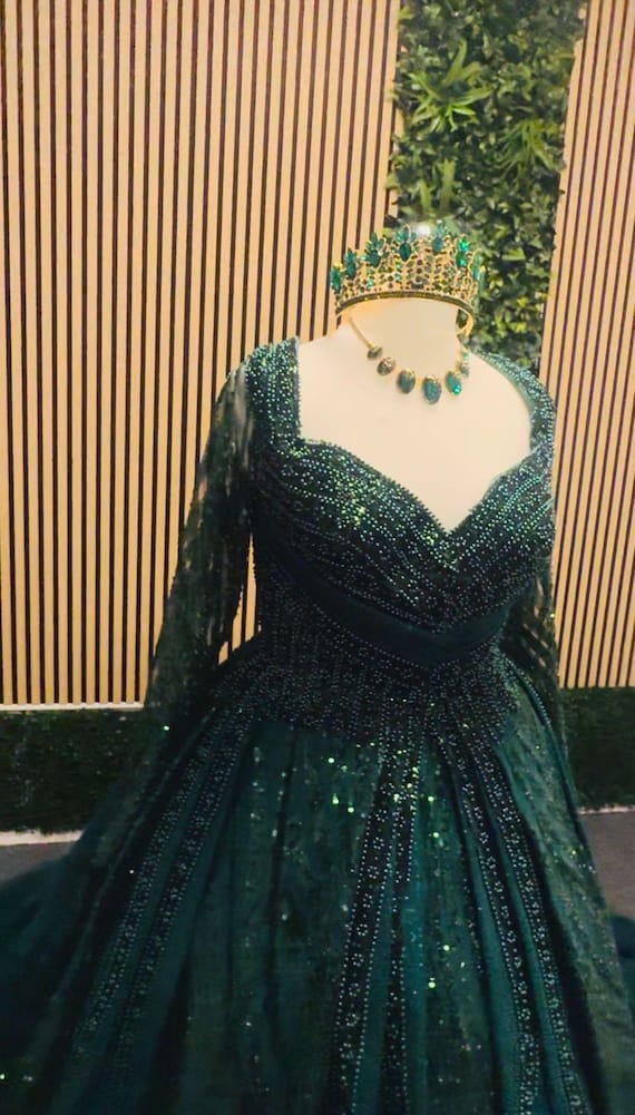 green emerald velvet dress Maria B BD-2904 Emerald Green main image 1