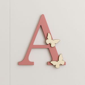 Placa de nombre, placa de puerta, habitación infantil, letra con motivo, placa de madera personalizada, idea de regalo