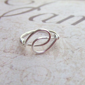 Friendship Ring, Holding Hands Wire Wrap Silver Ring, Simple Ring, Best Friend jewelry image 2