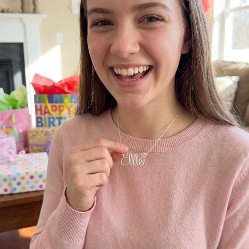 Collier prénom personnalisé, cadeaux pour ado, bijoux personnalisés pour anniversaire de fille
