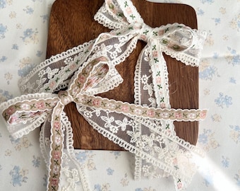 Handmade Embroidered White Lace Hair Bow – Vintage Floral Cottagecore Style Bridal, Girl Hair Clip Bow
