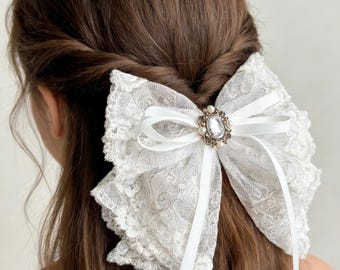 Handmade White Embroidered Floral Lace Hair Bow – Timeless Bridal Elegance