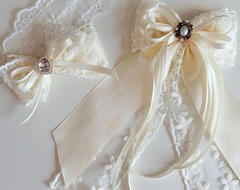Handmade Embroidered Floral Bridal Lace Hair Bow– Vintage Inspired Ivory Wedding Bow– Long Tail/Classic Bow Style– Romantic Hair Accessories