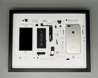 Framed iPhone 7+ – Stylish decoration for tech lovers in a 3D frame, mobile phone picture frame, teardown, disassembled iPhone