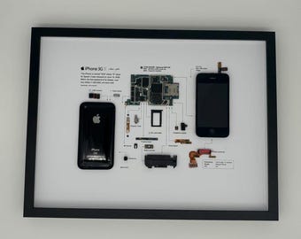 Framed iPhone 3GS – Stylish decoration for tech lovers in a 3D frame, mobile phone picture frame, teardown, disassembled iPhone