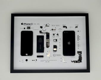 Framed iPhone SE 2020 – Stylish decoration for tech lovers in a 3D frame, mobile phone picture frame, teardown, disassembled iPhone