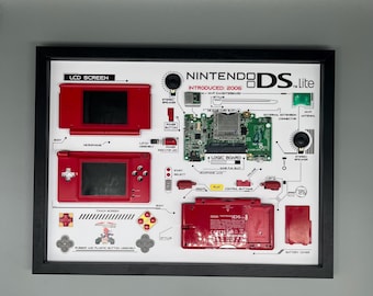 Framed Nintendo DS Lite – Stylish decoration for tech lovers in a 3D frame, Nintendo picture frame, teardown, disassembled DS Lite