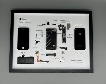 Framed iPhone 4 – Stylish decoration for tech lovers in a 3D frame, mobile phone picture frame, teardown, disassembled iPhone