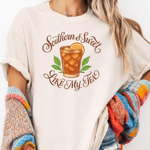 Southern Girl Tee | Sweet Like My Tea T-Shirt | Country Girl Graphic Tee | Southern Saying Shirt | Funny Saying Shirt