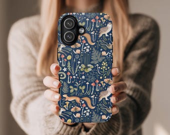 Grillig bos iPhone-hoesje | Telefoonhoesje Dark Forest | Cottagecore-beschermhoes | Magnetische stevige hoes | Matte of glanzende iPhone-hoes
