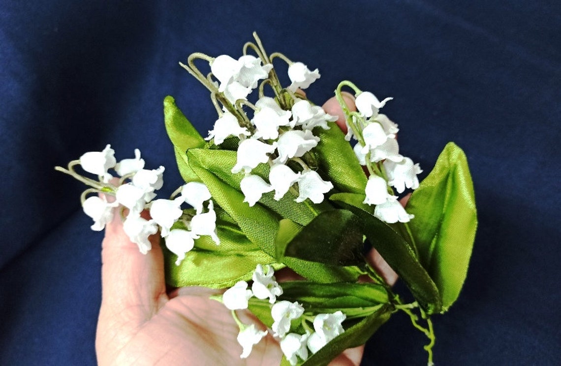 One Video File of Tutorial Lilies of the Valley Ribbons Flowers