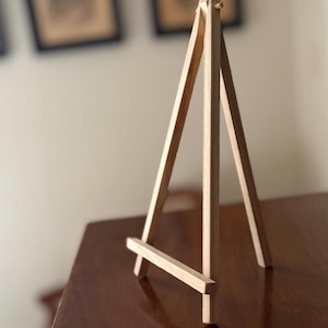 7 Inch Display Easel Wood Mini Canvas or Photo Holder