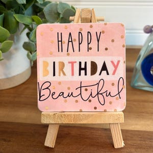 Letreros de cumpleaños con caballetes ~ Celebra cumpleaños con estos coloridos letreros sobre caballetes. Decoupage sobre madera. Hechos a pedido. ¡Un regalo de cumpleaños ideal!