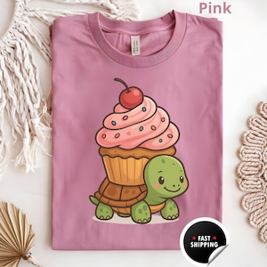 Schildpad cupcake, landkaart schildpad, oceaan schildpad zon, zomer t-shirt, cadeau voor vrouwen, strand t-shirt, dames zomer t-shirt, mediterrane zomer