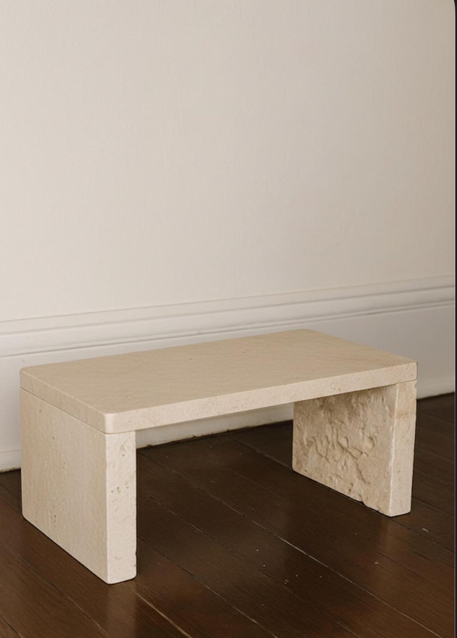 Elevated pet feeder stand - LOW PROFILE