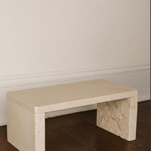 Elevated pet feeder stand image 2
