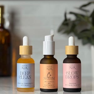 Trío completo para el cuidado de la piel: suero de vitamina C, aceite iluminador de bakuchiol y aceite limpiador orgánico imagen 1