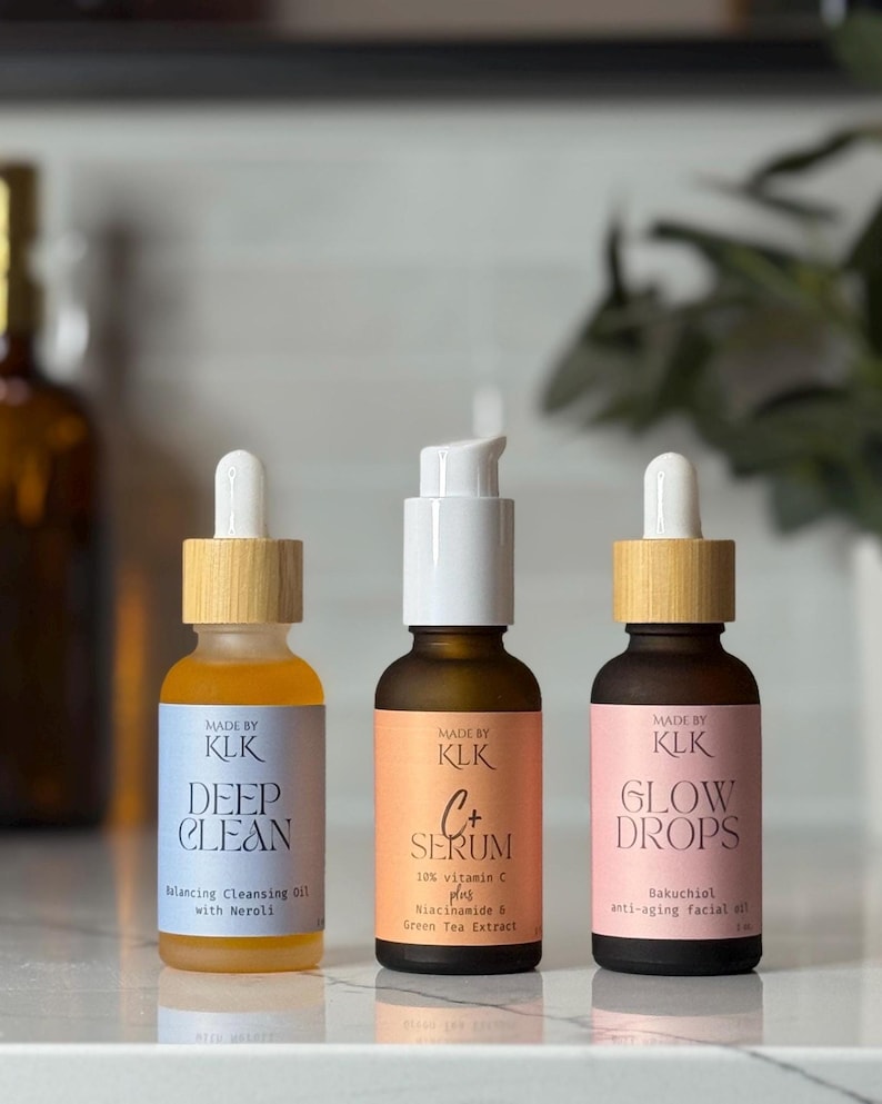 Trío completo para el cuidado de la piel: suero de vitamina C, aceite iluminador de bakuchiol y aceite limpiador orgánico imagen 1