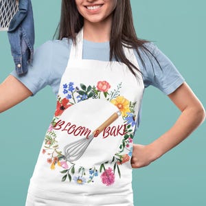 Floral Baking Apron, Bloom & Bake Kitchen Gift, Cooking Apron, Floral Apron for Women, Mother&#39;s Day Gift, Baking Accessory