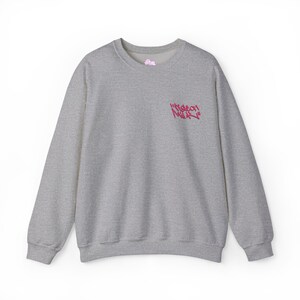 Sudadera con cuello redondo y estampado gráfico de moda, estilo casual, cómoda para el día a día, regalo único para amigos y familiares, estilo urbano.
