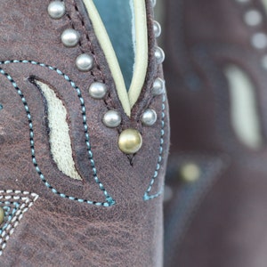 NEW Beautiful One of a Kind Ariat ladies cowboy boots with brass studs & rhinestones 5.5 B New without a box. image 3