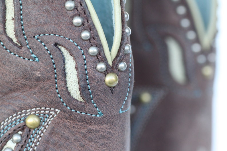 NEW Beautiful One of a Kind Ariat ladies cowboy boots with brass studs & rhinestones 5.5 B New without a box. image 3