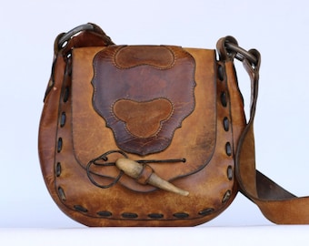 Large Beautiful vintage hand made hand tooled leather hippie shoulder bag