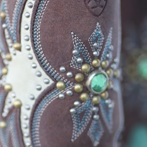 NEW Beautiful One of a Kind Ariat ladies cowboy boots with brass studs & rhinestones 5.5 B New without a box. image 4