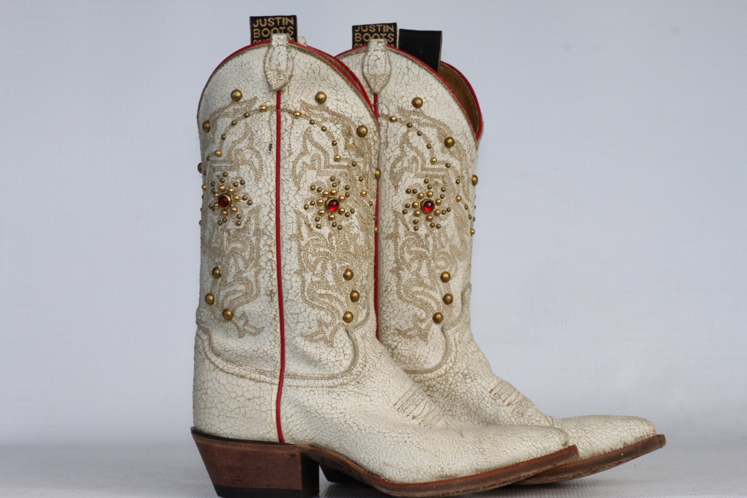 justin distressed boots