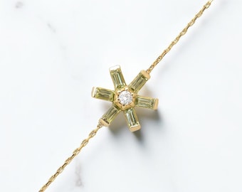 Peridot Schneeflocke Armband in Gold, zierliche Goldkette Winter Schmuck Geschenk für sie, Peridot Minimalist Schneeflocke Diamant Armband