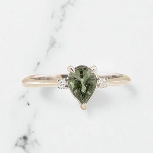 Green Sapphire Engagement Ring, Dainty Green Gemstone Solid Gold Ring, Minimal Pear Green Sapphire Band, Sapphire Birthstone Jewelry