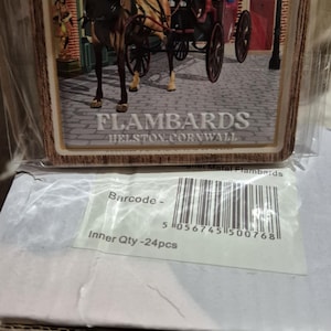 Flambards Magnet. Pferd und Wagen auf Metall.