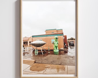 Roswell New Mexico Digital Wall Art Alien UFO Printable Sci-Fi Travel Photography Download for Sci-Fi Lovers Home Decor
