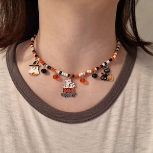 Halloween Black Cat Beaded Necklace |Witchy Jewelry |Orange & Black Seed Bead Choker |Halloween Party Accessory |40cm Adjustable Gothic Gift