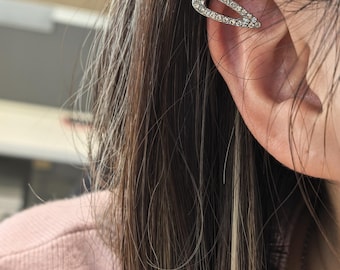 The No-Piercing Promise Ear Cuff, Invisible Comfort Crystal Earring, Luxurious Clip-On Studs, Everyday Elegance Jewelry, Weightless Sparkle
