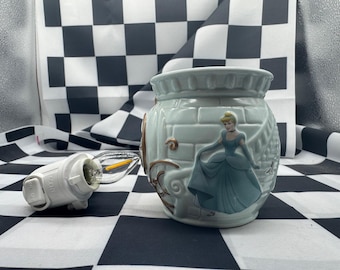 Disney Princess Cinderella Scentsy Plug In Wax Warmer