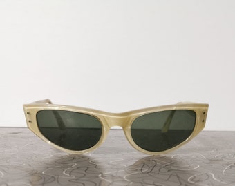 1950's Ray Ban Cateye Sunglasses Lucite