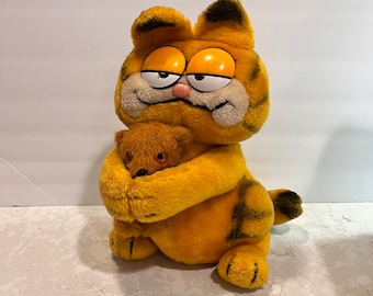 Vintage Garfield Plush with his Pooky Bear