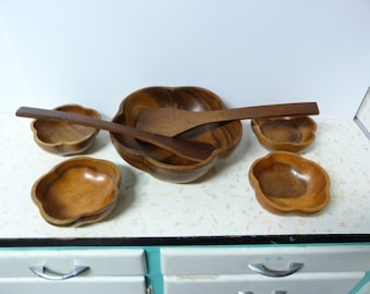 Set da insalata in legno vintage, set di ciotole a forma di fiore, anni '70, Monkey Pod Wood
