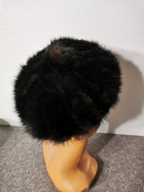 Beautiful Black Mink Hat Vintage Winter Mink Hat Pillbox Hat  display picture 1