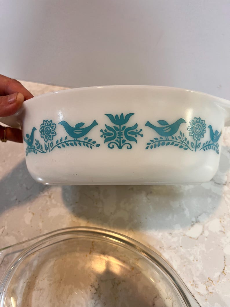 Vintage PYREX Turquoise Blue Bird Oval 1 1/2 Quart Casserole ...