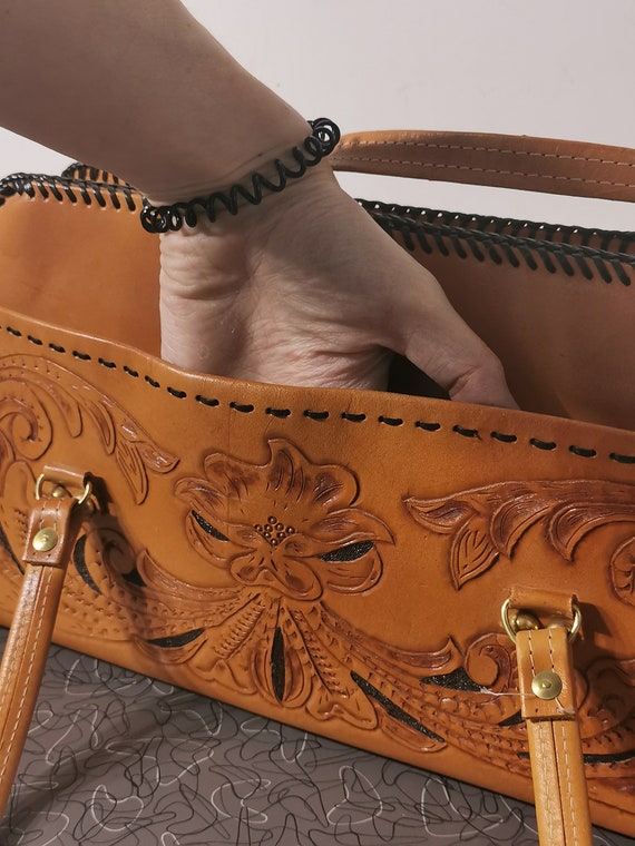 Vintage Large Tooled Leather Purse Large Boho Ret… - image 10