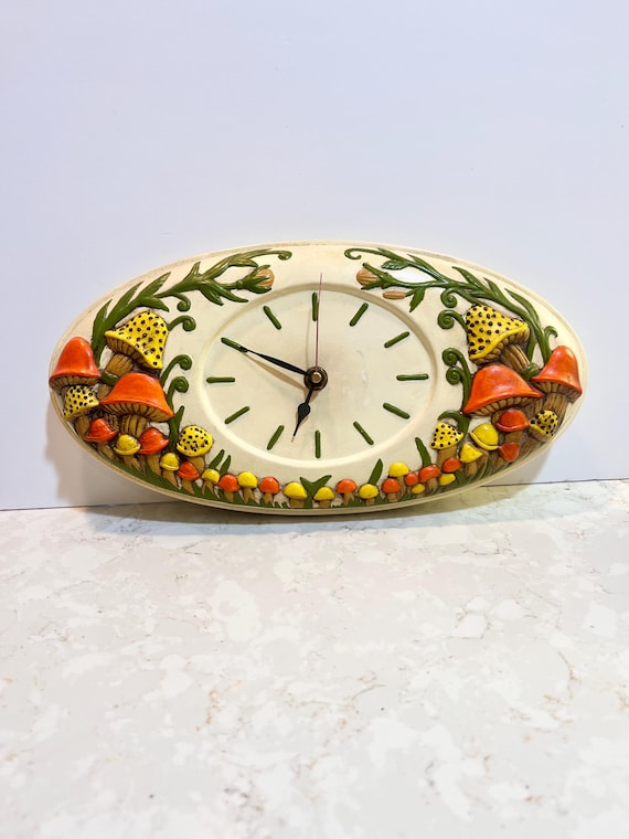 Vintage Ceramic Merry Mushroom Style Clock