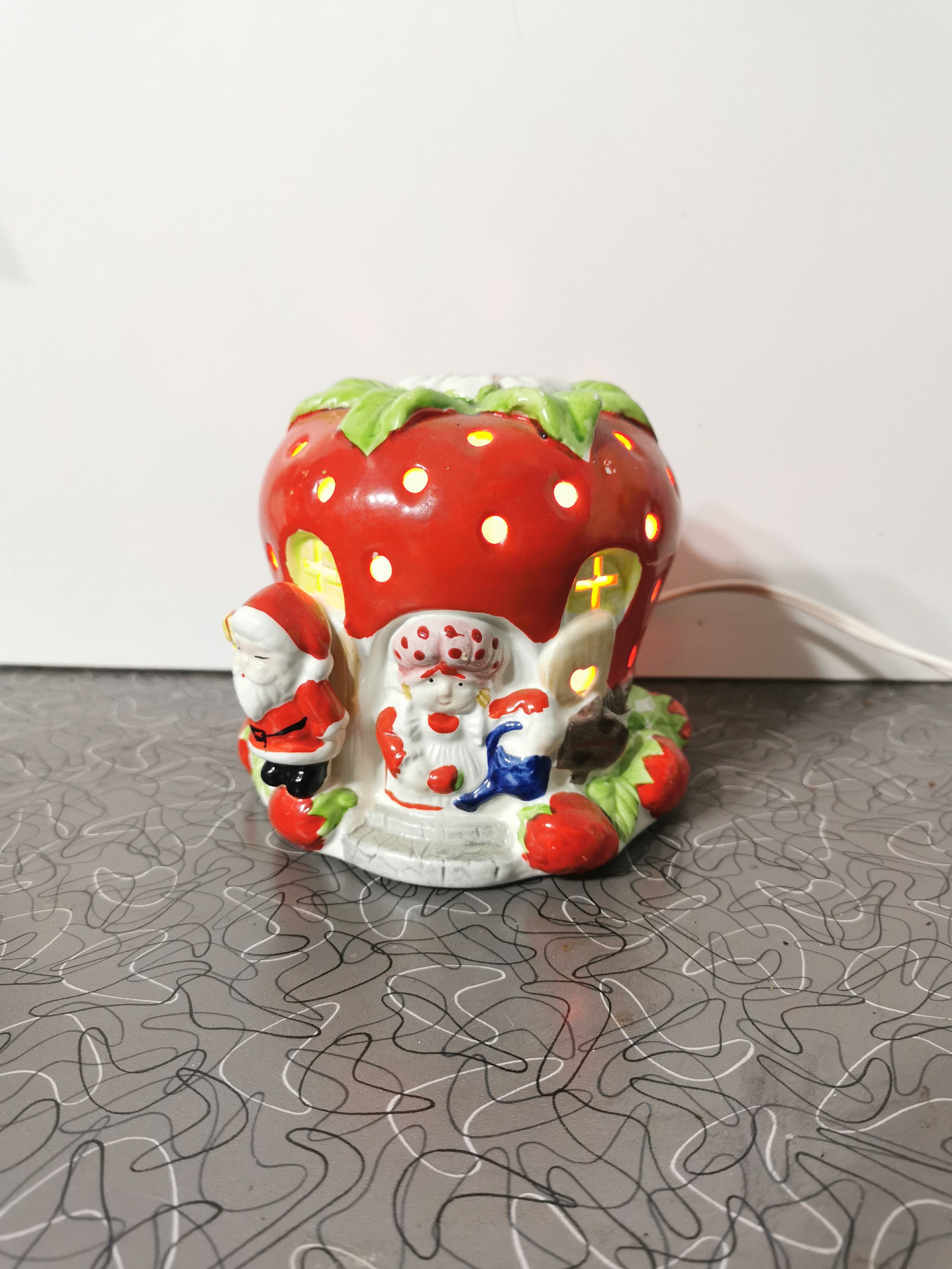 Strawberry Shortcake Lamp plandetransformacion.unirioja.es