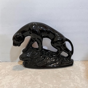 Black Jaguar / Panther Ceramic Statue MCM TV Topper Stalking