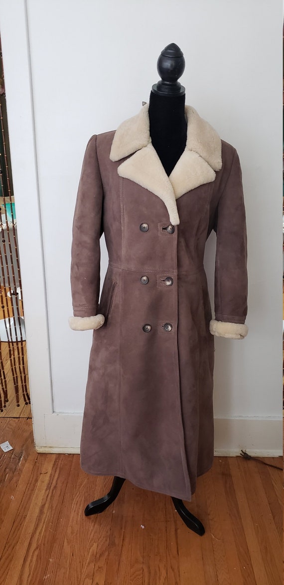 Vintage 1970's Shearling Fitted Ladies Coat Shearl