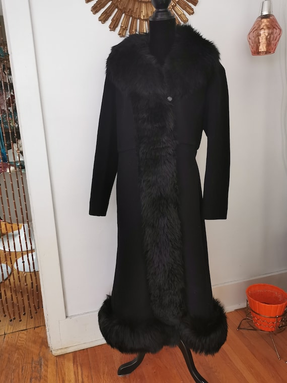 Vintage Black Wool Princess Coat With Shearling tr