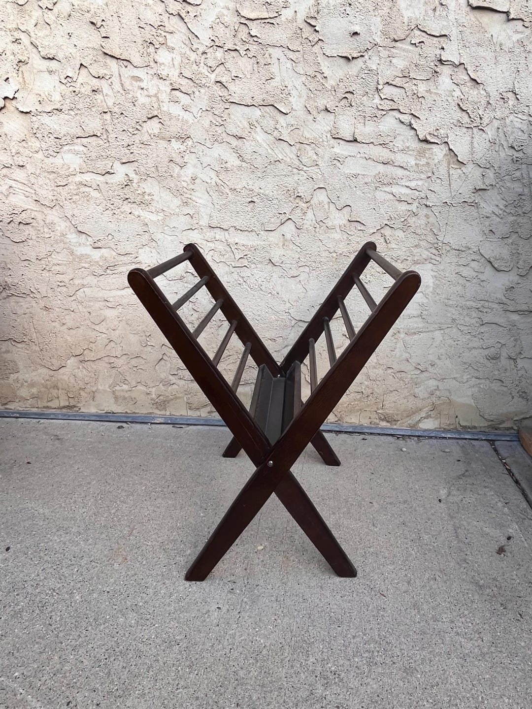 Mid Century Modern Magazine Rack - Walnut Mid Century Magazine Rack ...