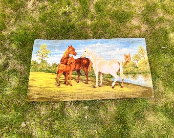 Antiek gehaakt vloerkleed begin 1900 paarden